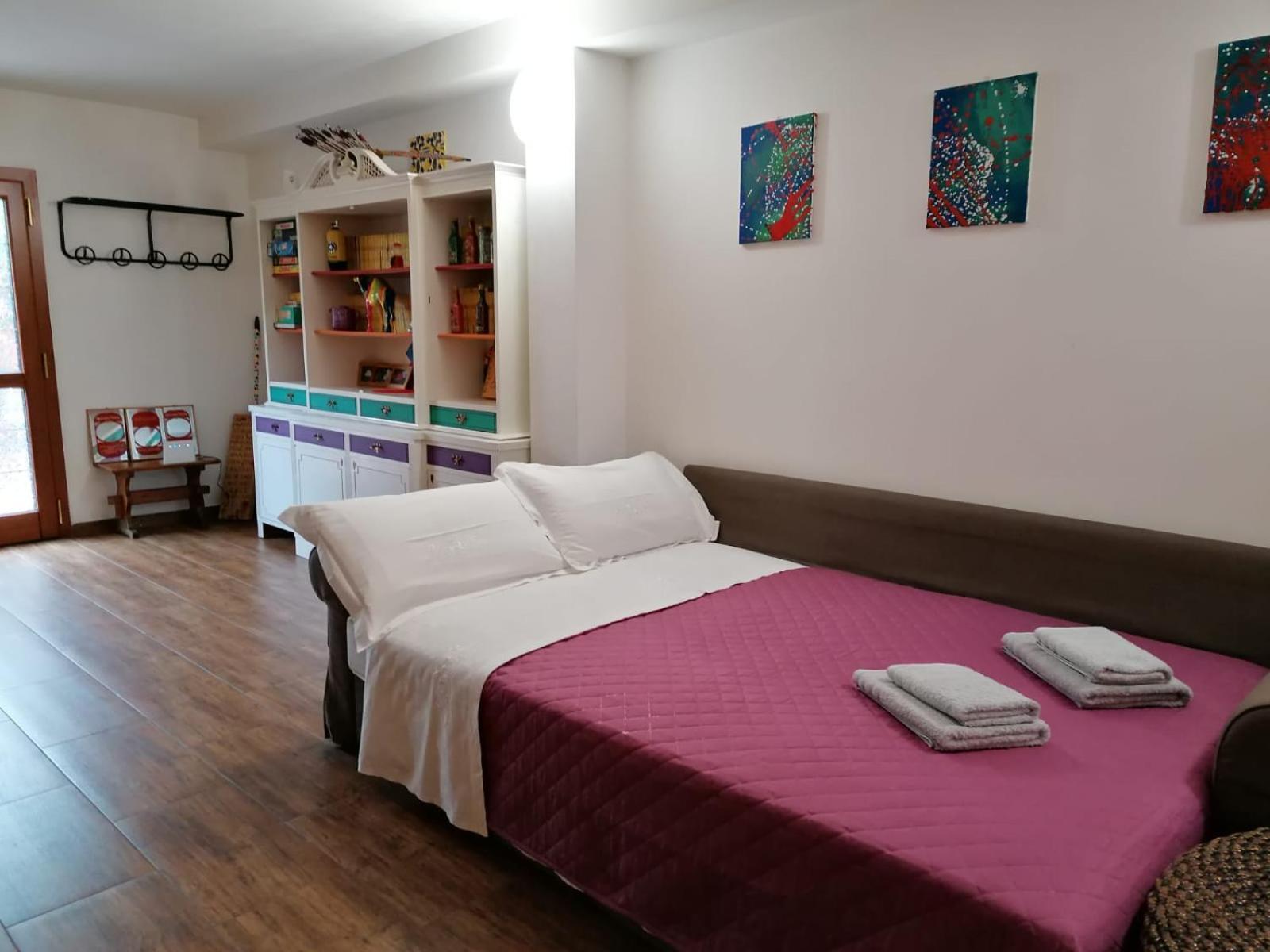 Open Space Naviglio Милан Экстерьер фото